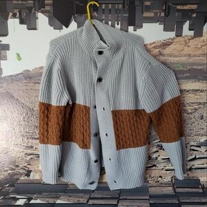 Men's Gray and Brown Cardigan Sz. XL